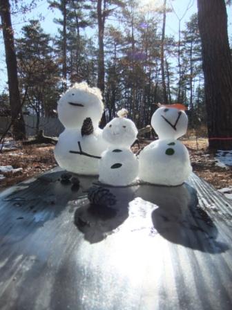 ニコニコ雪だるま