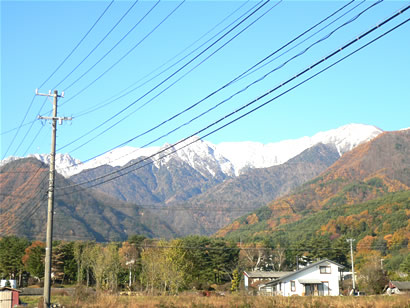 養命酒　駒ヶ根工場　中央アルプス