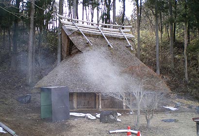 養命酒　駒ヶ根工場　健康の森ブログ 平安住居 燻蒸作業