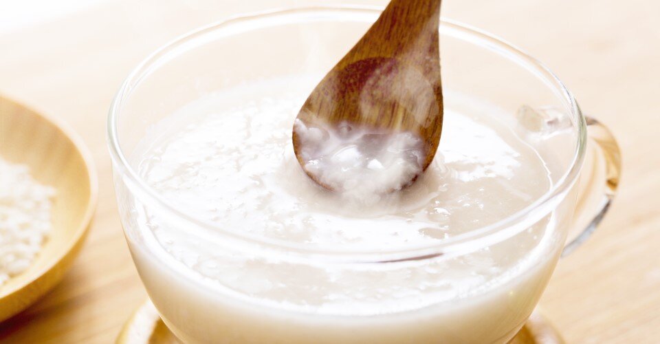 「甘酒」に含まれている栄養素は？種類やおすすめの飲み方も一覧画像