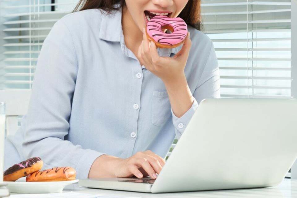 食生活の乱れ