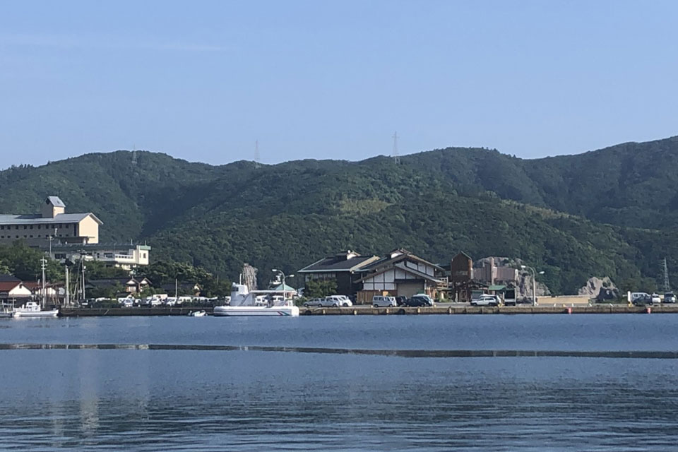 海士町の港