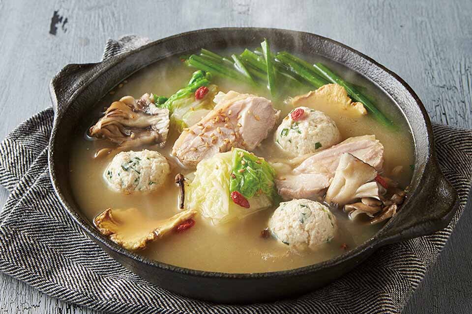 【白養なべ】鶏むね肉と追いホワイトペッパーでスパイシー参鶏湯