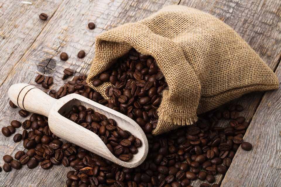 コーヒーに含まれる成分は1,000種類以上！
