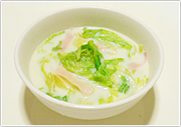レタスのミルクスープ