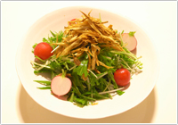 揚げごぼうのパリパリサラダ