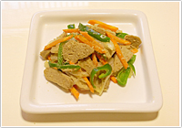 グルテンミートのごまみそ炒め