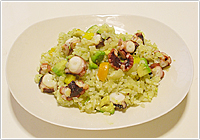 タコとアボカドのチャーハン