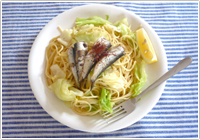 春キャベツとオイルサーディンのレモン風味パスタ