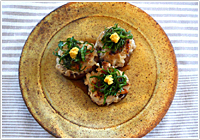 シイタケのあっさり肉詰め青じそのせ