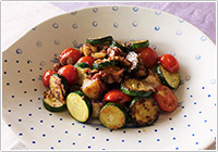 タコと夏野菜の梅アンチョビ炒め