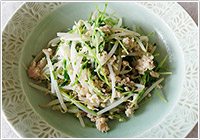 豆苗ともやしの鶏塩炒め