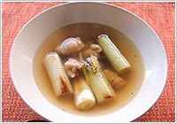 白ネギと鶏肉の巡りスープ